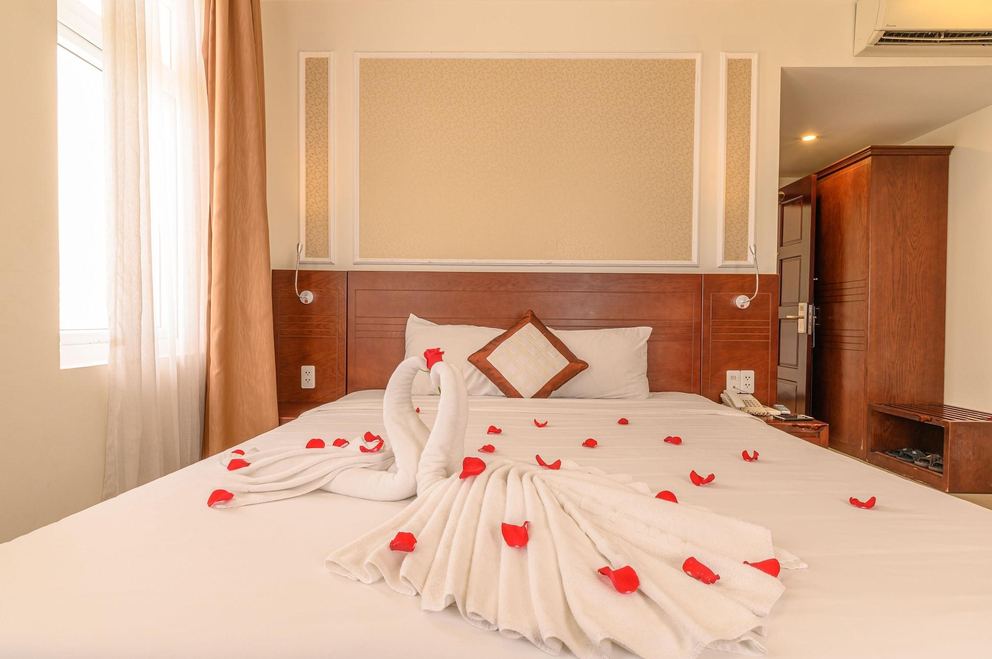 Hoang Linh Dan Hotel Дананг Екстериор снимка