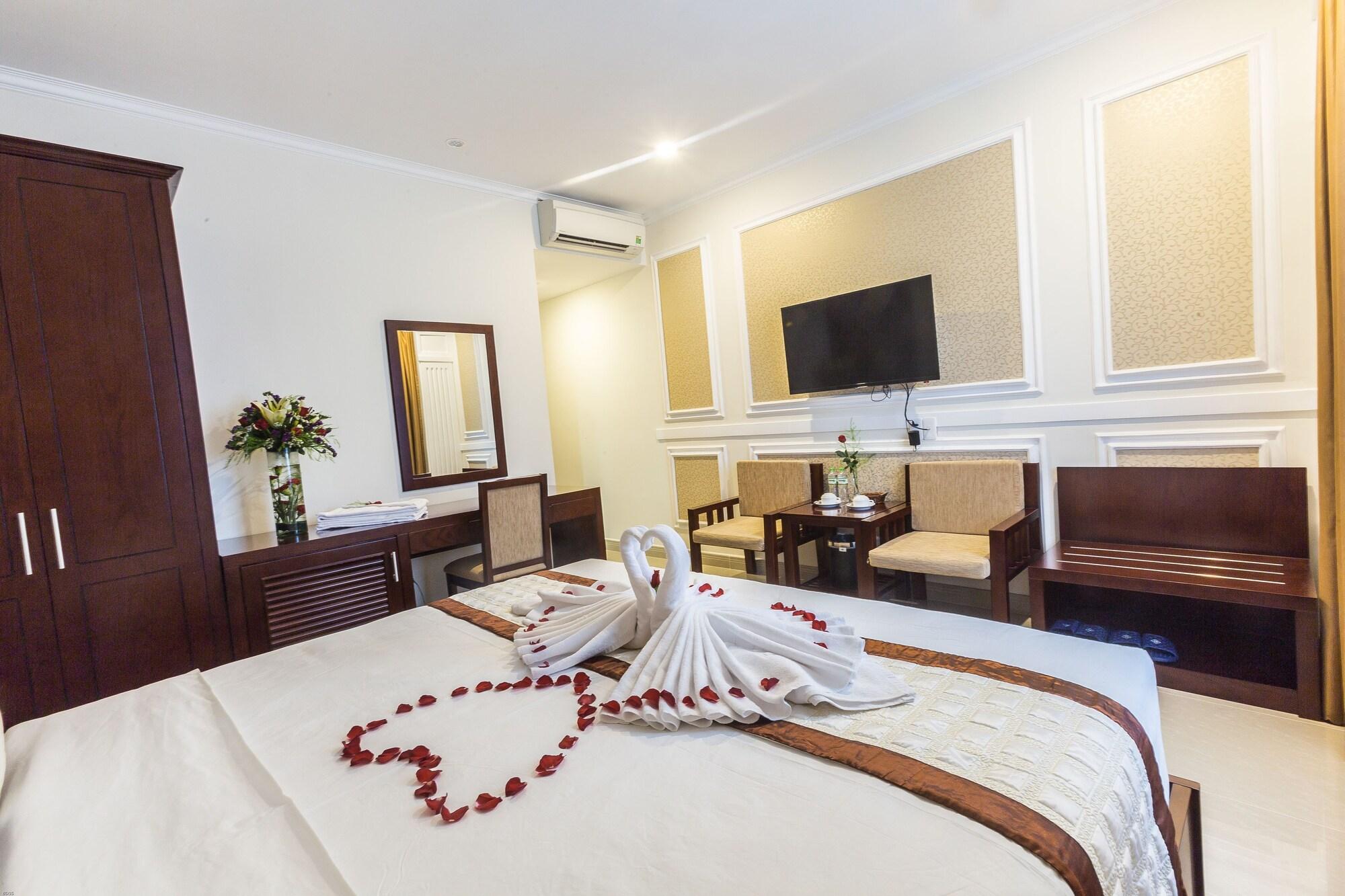 Hoang Linh Dan Hotel Дананг Екстериор снимка