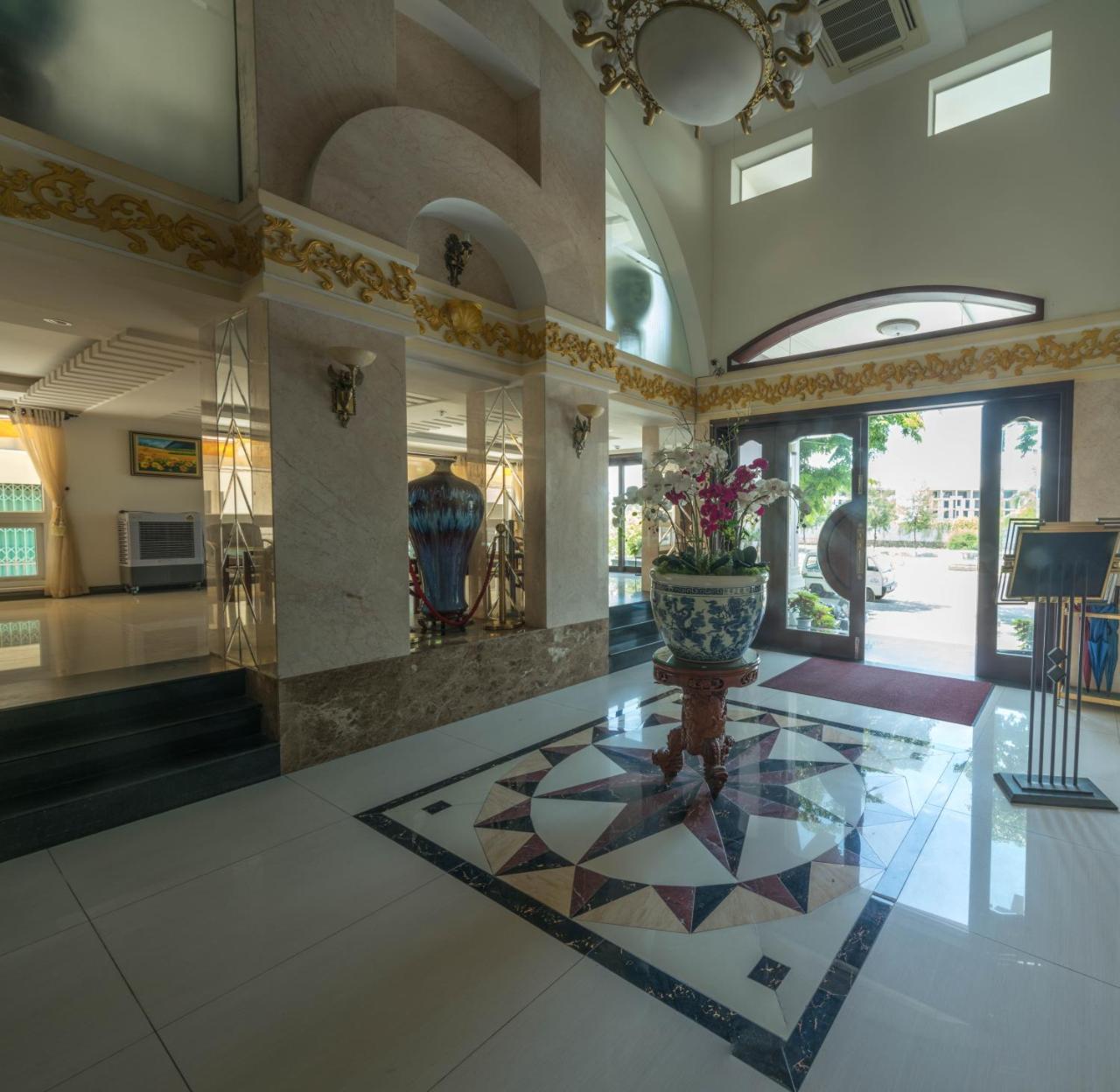 Hoang Linh Dan Hotel Дананг Екстериор снимка